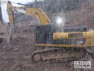 18台卡特挖机电脑版集体被盗 老板哭晕在厕所
