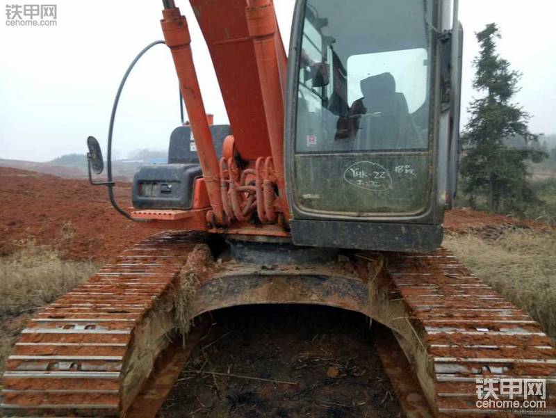 半桶水深圳提日立200-6，挖機(jī)之路才剛剛開始…-帖子圖片