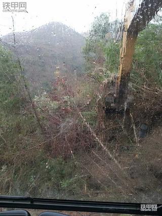 黄油快结冰了，风雪也阻挡不了开工的热情