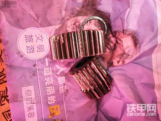 太冷了，烧火烤烤。