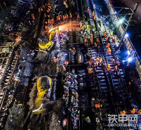 【新闻】雷沃工程机械助推中国速度！