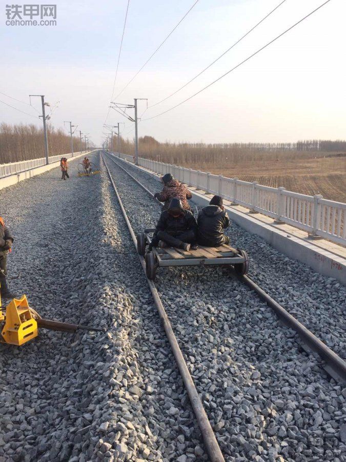 敞篷跑車，送你回家?。? onerror=