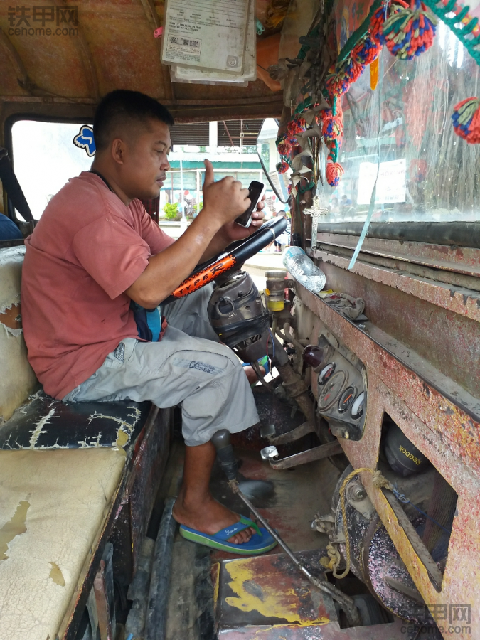 吉普尼客車