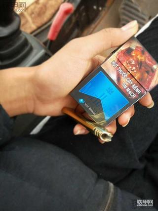 迎着风，向钱冲，
