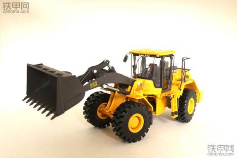 Motorart出品 1:50 沃尔沃 L105装载机模型