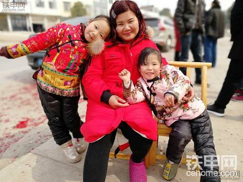 煢煢孑立為孩兒，孑孓躑躅為明日！