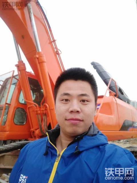 維修師傅心聲：年底了 欠款的老板們請(qǐng)主動(dòng)結(jié)賬！