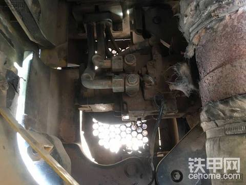 8年的小松56-7值多少錢