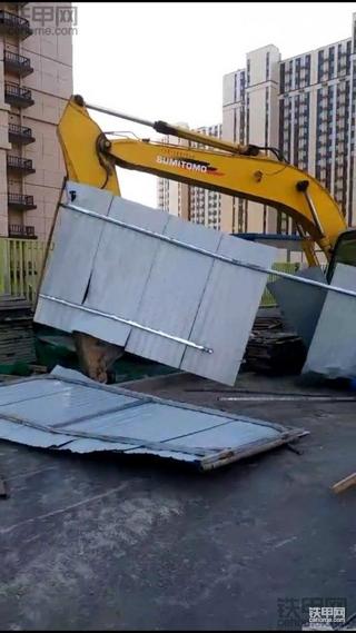 【2018开工大吉】黄色三级预警对首都挖机的利弊