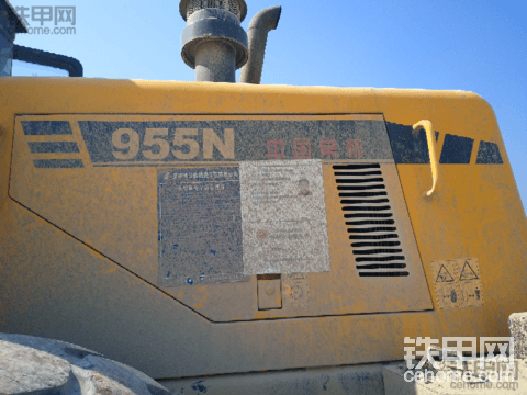 常林955N铲车方向油缸漏油
