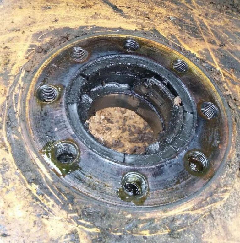 綏德小周談維修（3）完美修復鏟車鉸接間隙，效果接近新車狀態！