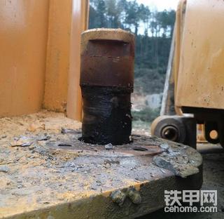 绥德小周谈维修（4）一口气修完3台铲车铰接，没那么复杂！