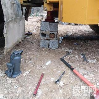 绥德小周谈维修（4）一口气修完3台铲车铰接，没那么复杂！