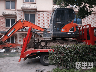 我的挖掘生涯（上）:00后少年 初识挖机