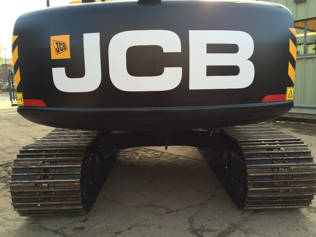 海外靚機: JCB JS220LC