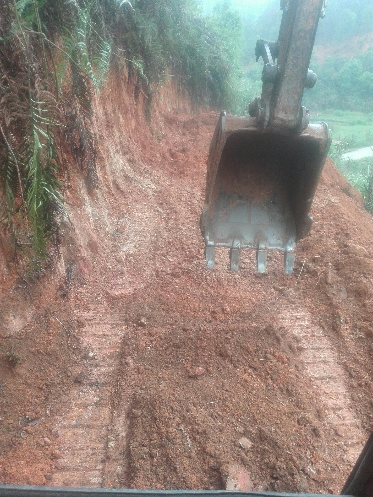 這樣的開山路需要多少錢一米