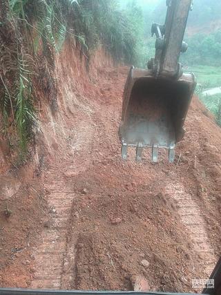 這樣的開山路需要多少錢一米