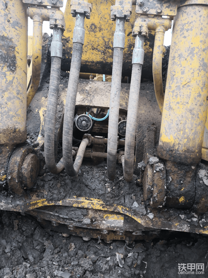 原车油管，很多泥巴