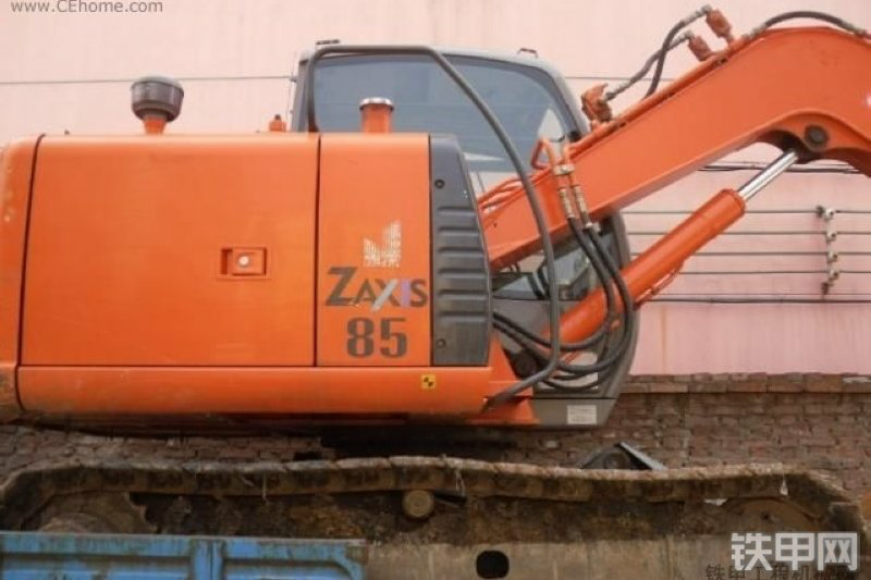 出售进口日立ZX70挖掘机