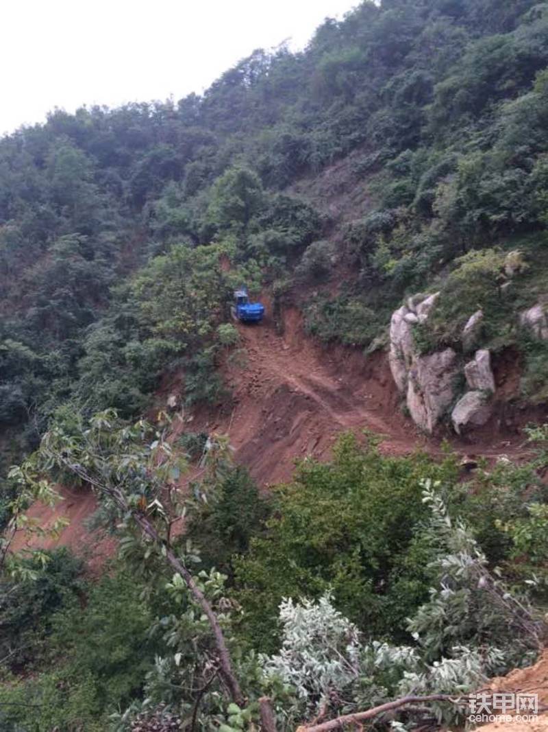 修山路太驚險了！恒天九五差點掉下去-帖子圖片