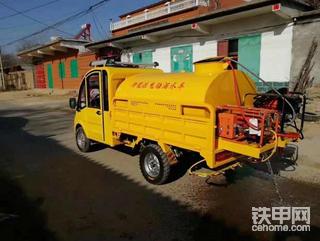 新能源洒水车消防车