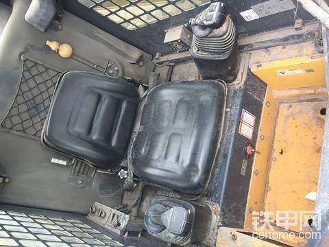 柳工375B滑移裝載機(jī).國(guó)貨也很棒