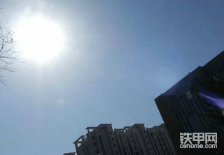 【防暑降温小妙招】热！热！热！挖机人如何过夏天？