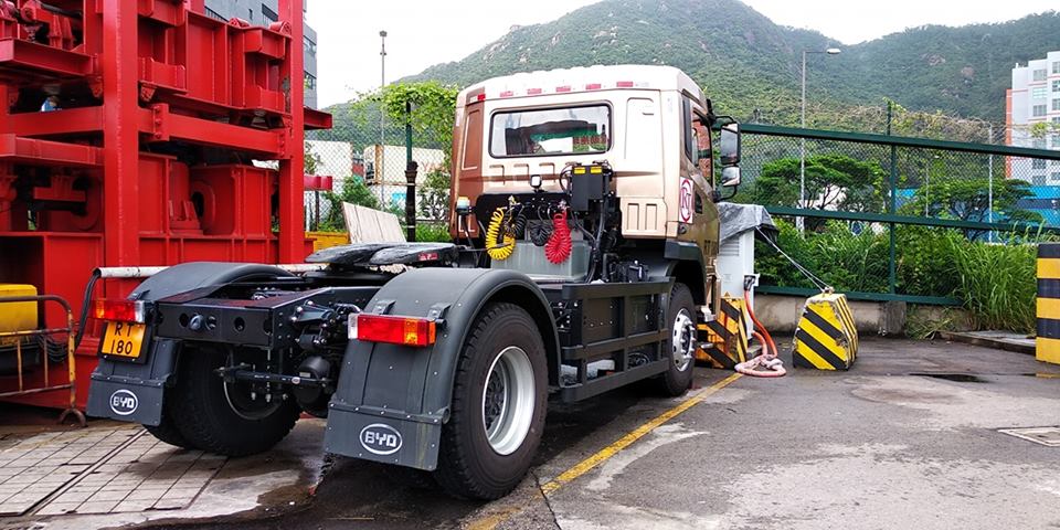 鈍電動牽引車出現(xiàn)香港