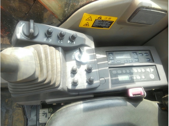 日立ZX75USK-3挖掘機(jī)
