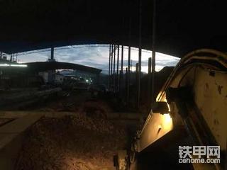 放弃多年的梦想，我选择了开挖机，不知道是对是错？