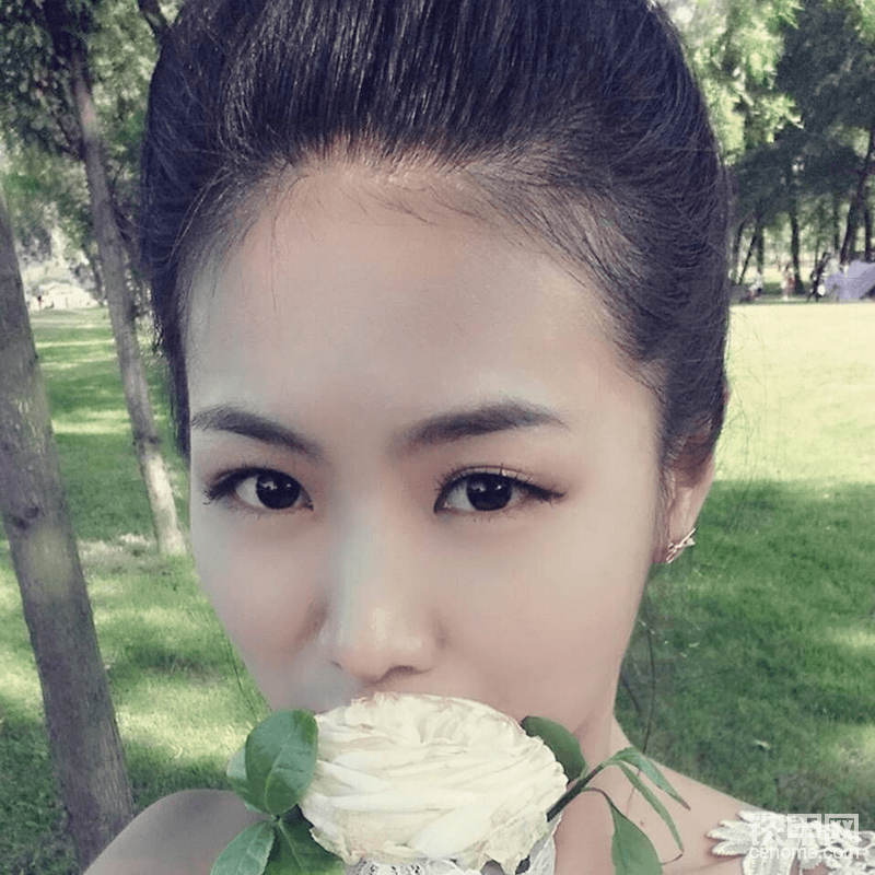 另外，這姑娘咋樣？怎樣才能搞到手？老弟我這心里屬實沒招?。≈尾涣怂?！