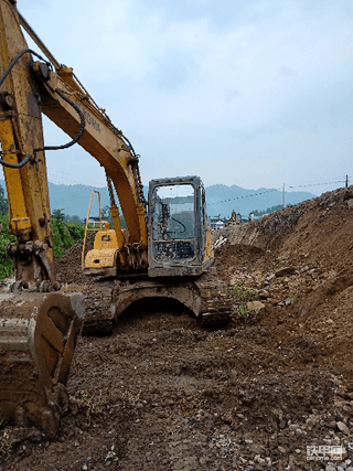 夏工150伸小背憋車  其他不憋。