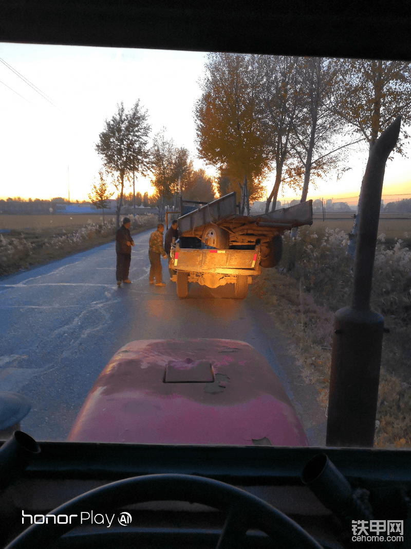 車上車 這個(gè)四輪輪胎軸壞了