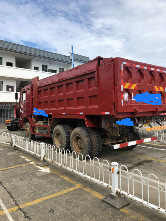 賣車啦。車子正常，手續(xù)齊全，實地議價