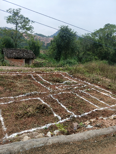 分享一下今天挖的居民房基礎溝 望師傅們多多指教