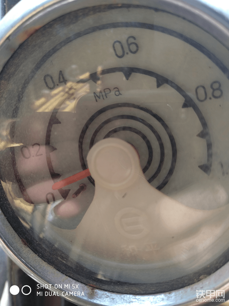 卡特200B机油压力低-帖子图片