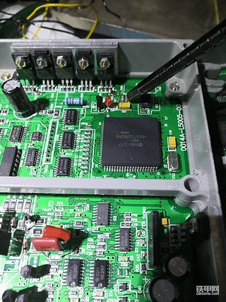 日立200—5的电脑板维修