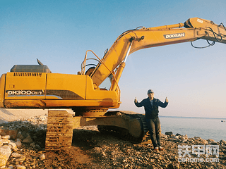 【2019奋斗季】8年的斗山DH300LC-7怎么样？