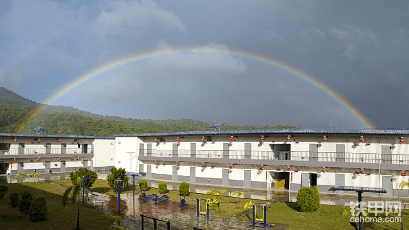 风雨彩虹🌈