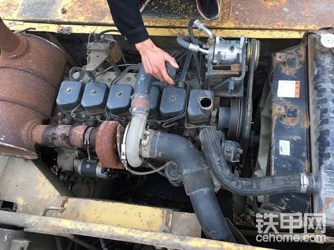 進口小松200-6新?lián)Q龍骨，哪一年的車，18能拿嗎