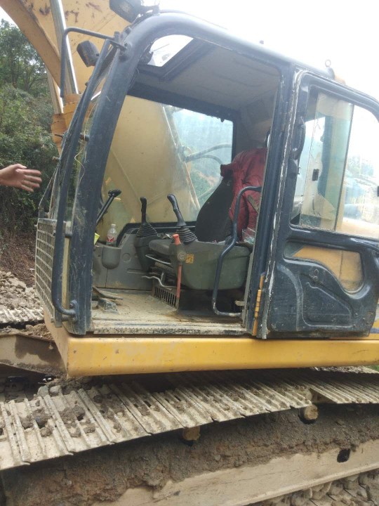 广西梧州220柳工挖掘机