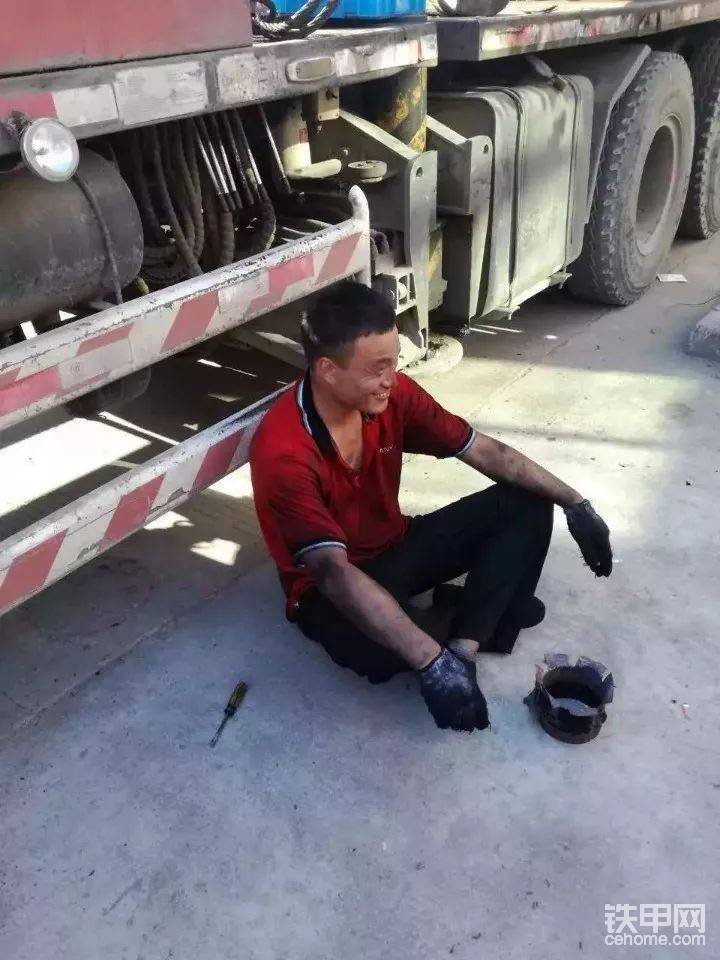 明星需要有意晒出去，我门却每日都能在阳光底下“浑然一体”。