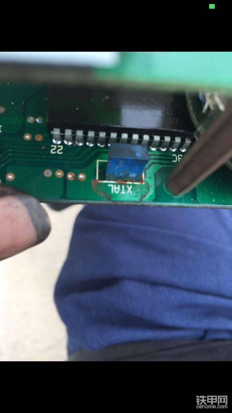 有人会修电路板吗 小松PC30-7-帖子图片
