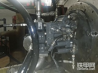 各种机型挖掘机液压泵 分配阀检测维修