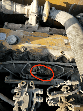 卡特320D掉轉(zhuǎn)速，鱉車