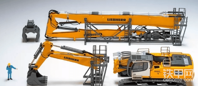 Liebherr R960是一輛拆除/挖土兩用的工程機械.
它有可以替換的挖掘臂與拆除臂各一支.
依裝配的工作臂不同工作重量在77-94公噸之間.
