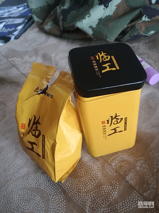 炎炎夏季，多喝水