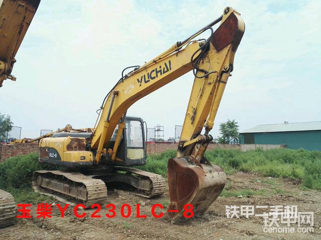 玉柴YC230LC-8