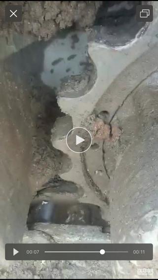 行走螺丝一直断