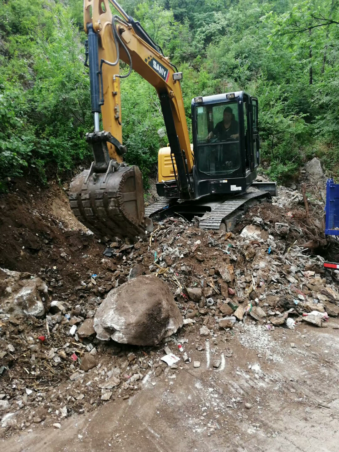 【发现三一】三一小挖称霸农村